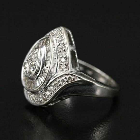 🚫SOLD🚫14k white gold Diamond Ring - Picture 11 of 12